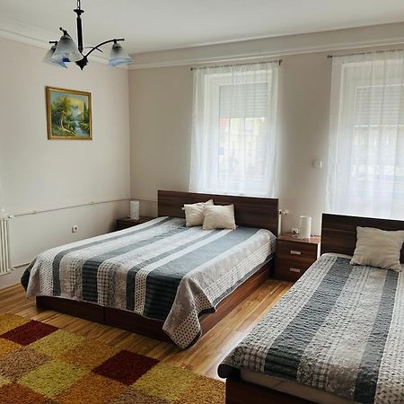Huerkecz Apartmanhaz Hévíz Exterior foto