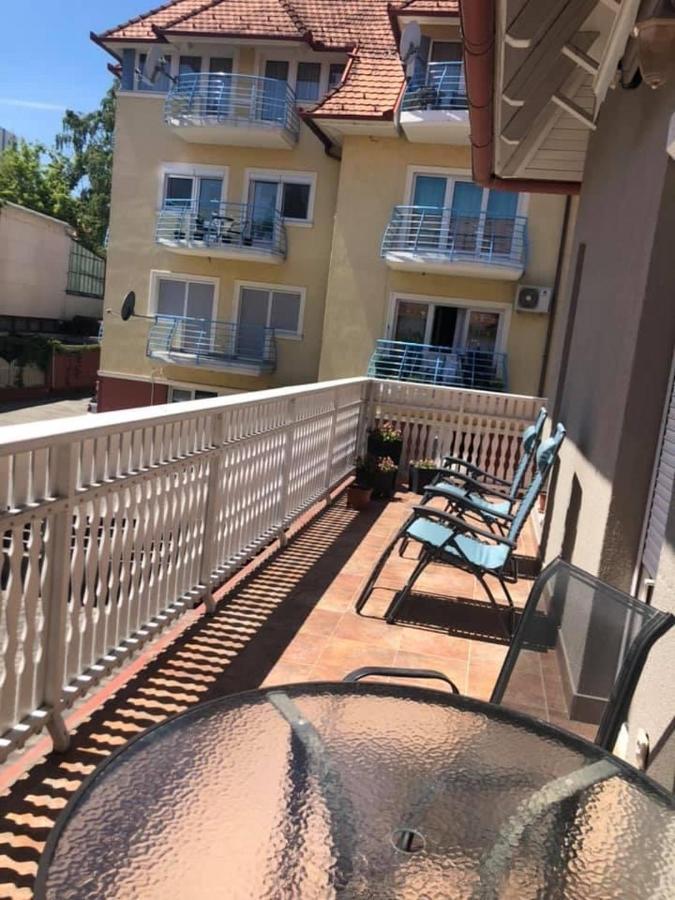 Huerkecz Apartmanhaz Hévíz Exterior foto