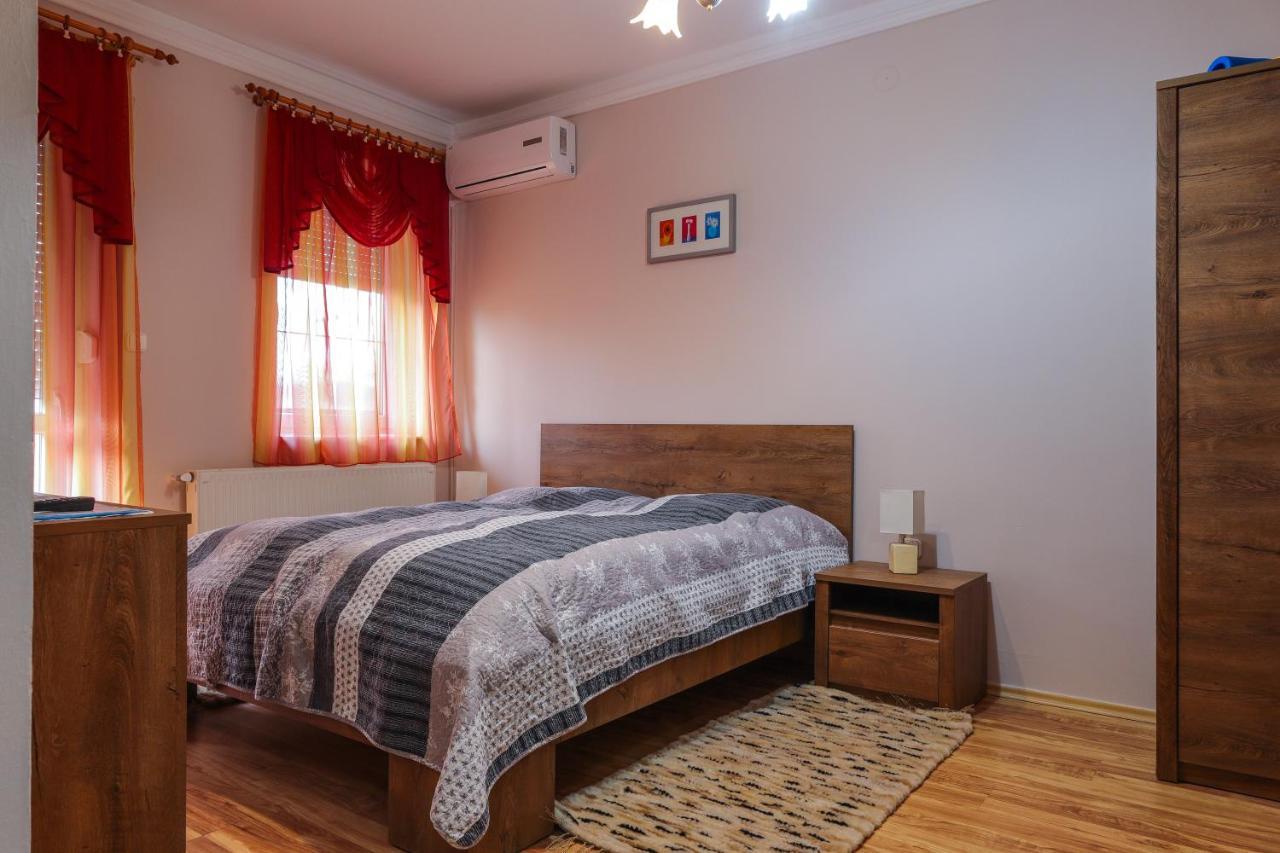 Huerkecz Apartmanhaz Hévíz Exterior foto
